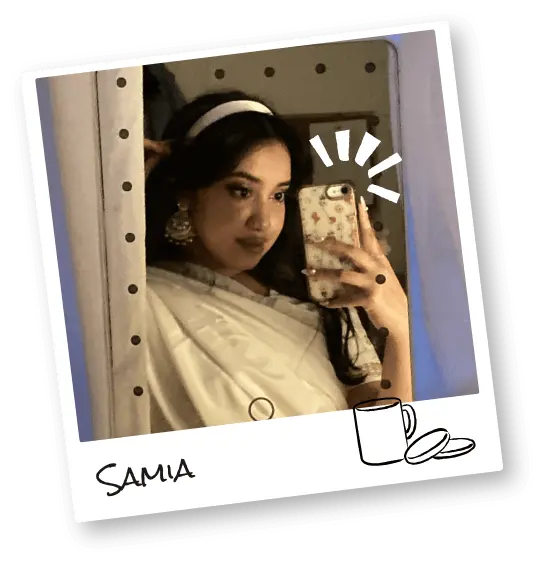 Samia takes a selfie